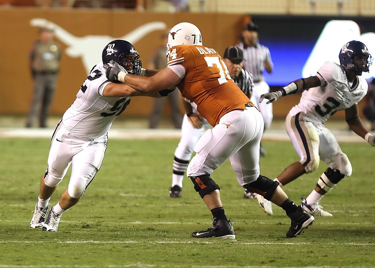 Bears Strike Again: Chicago Lands Titans Star Jeffery Simmons in Blockbuster Trade
