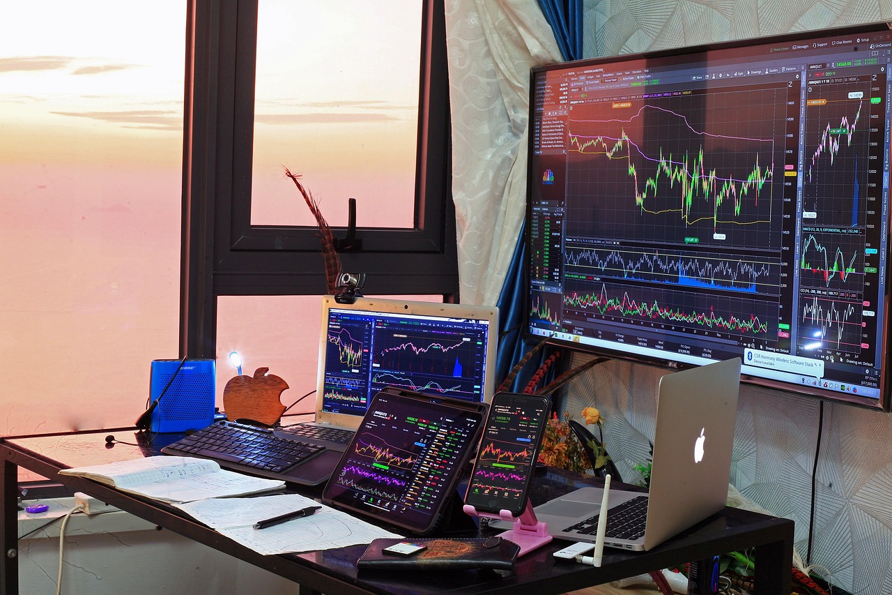 Tech Stock Selloff Goes Into Overdrive as 'Priced for Perfection' Bet Unravels